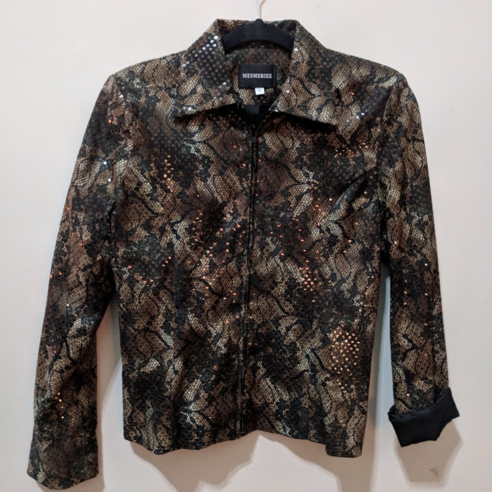 Mesmerize Women's Jacket size XS LIke New